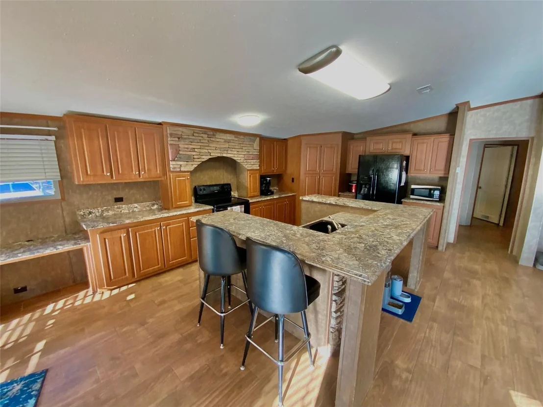 Photo of 631 County Road 270 RD