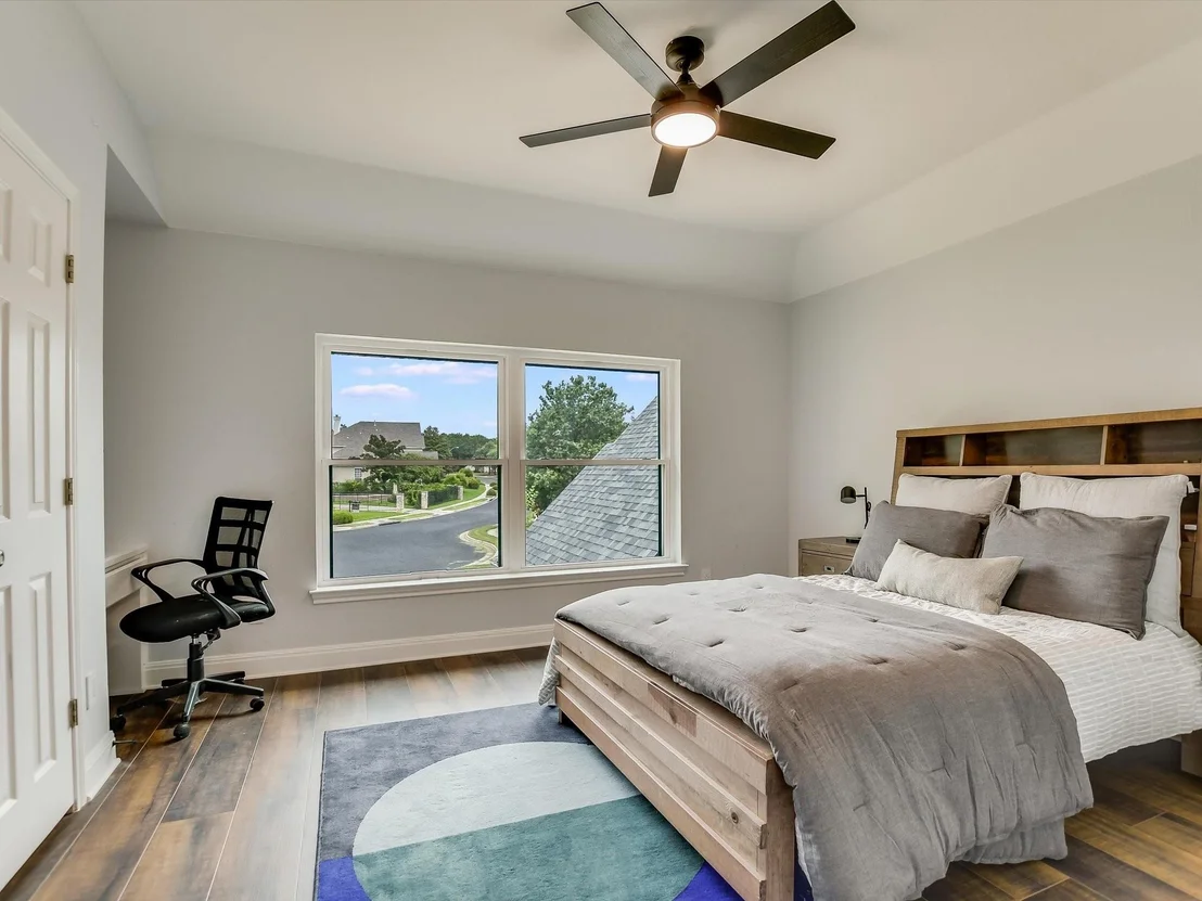 Photo of 2222 Hamlet CIR