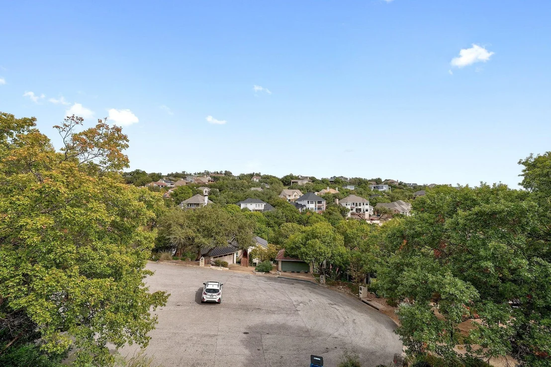 Photo of 4703 Hickory HOLW
