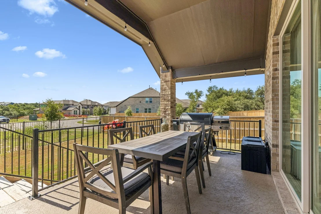Photo of 1200 Scenic Green LOOP