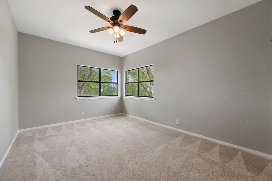 Photo of 330 County Road 166