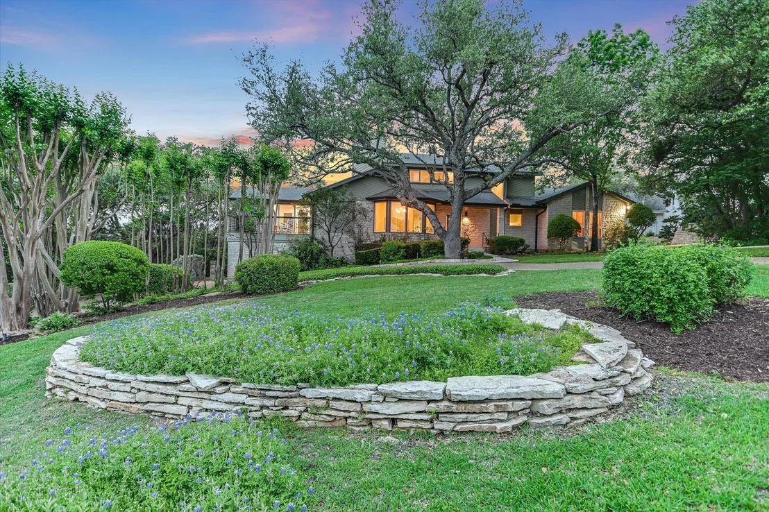 Photo of 8105 Bell Mountain DR