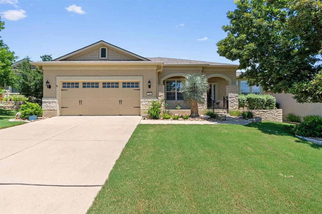 Photo of 200 Apache Mountain LN