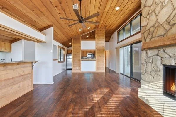 Photo of 406 Coventry RD