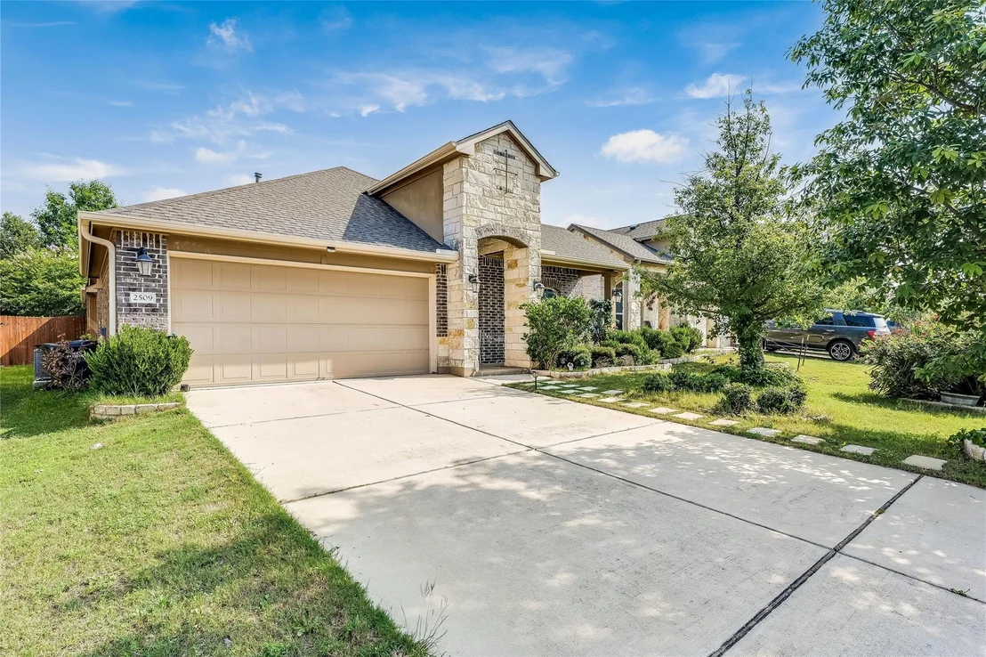 Photo of 2509 Muzzie LN