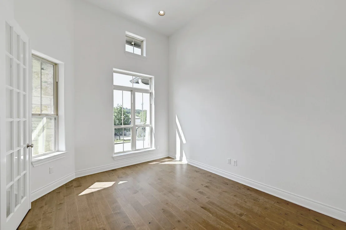 Photo of 905 CRESTONE STREAM DR