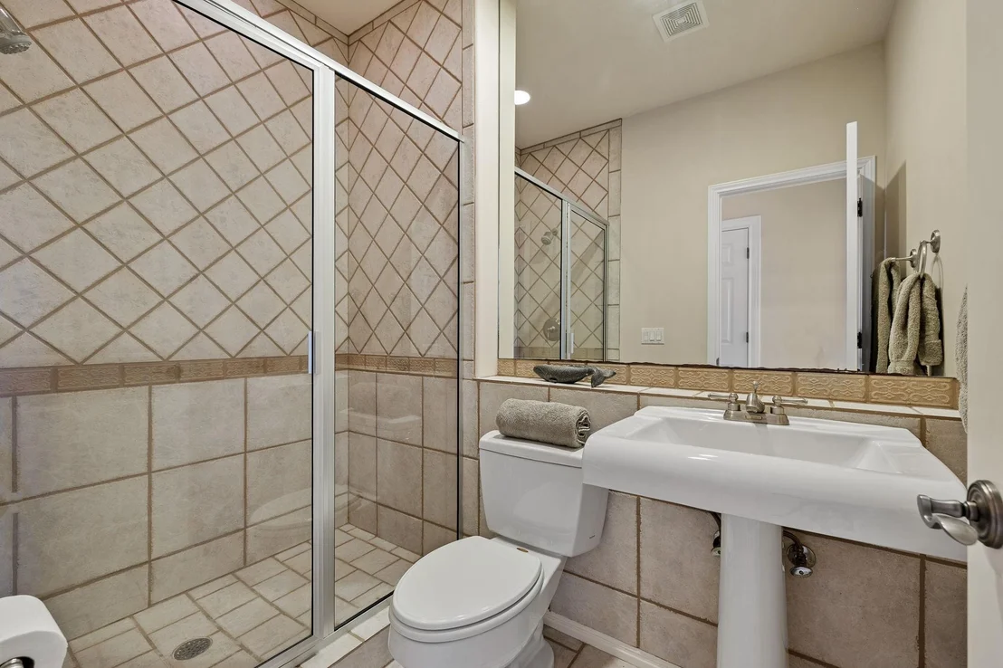 Photo of 3322 Far View DR