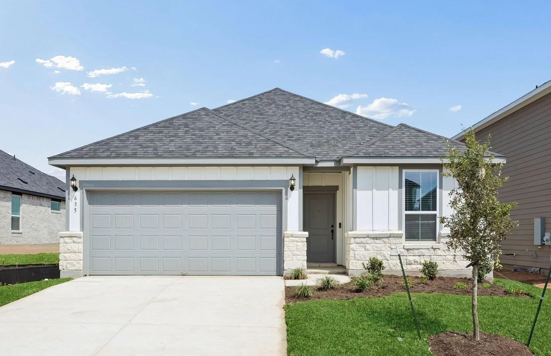 Photo of 635 Rubber Tree WAY