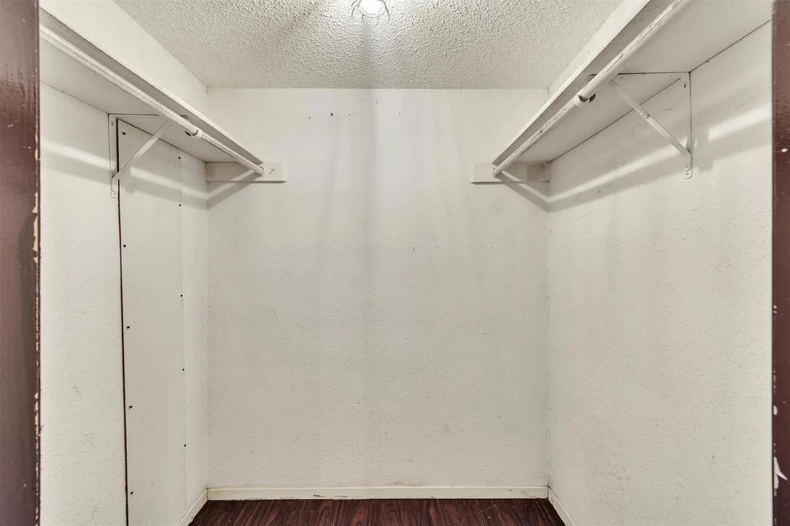 Photo of 5000 Fontenay DR