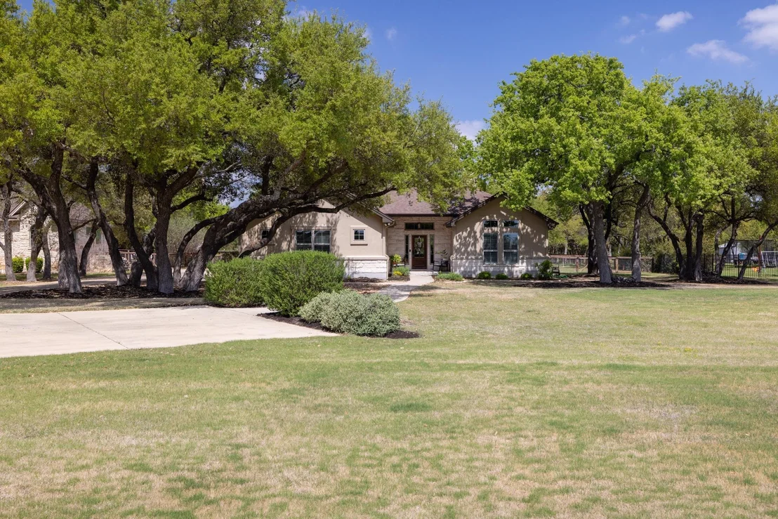 Photo of 909 Highland Spring LN