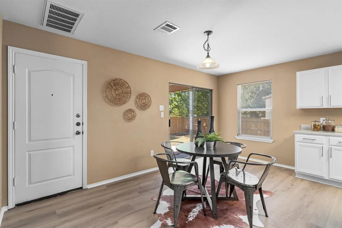 Photo of 2013 Perkins PL