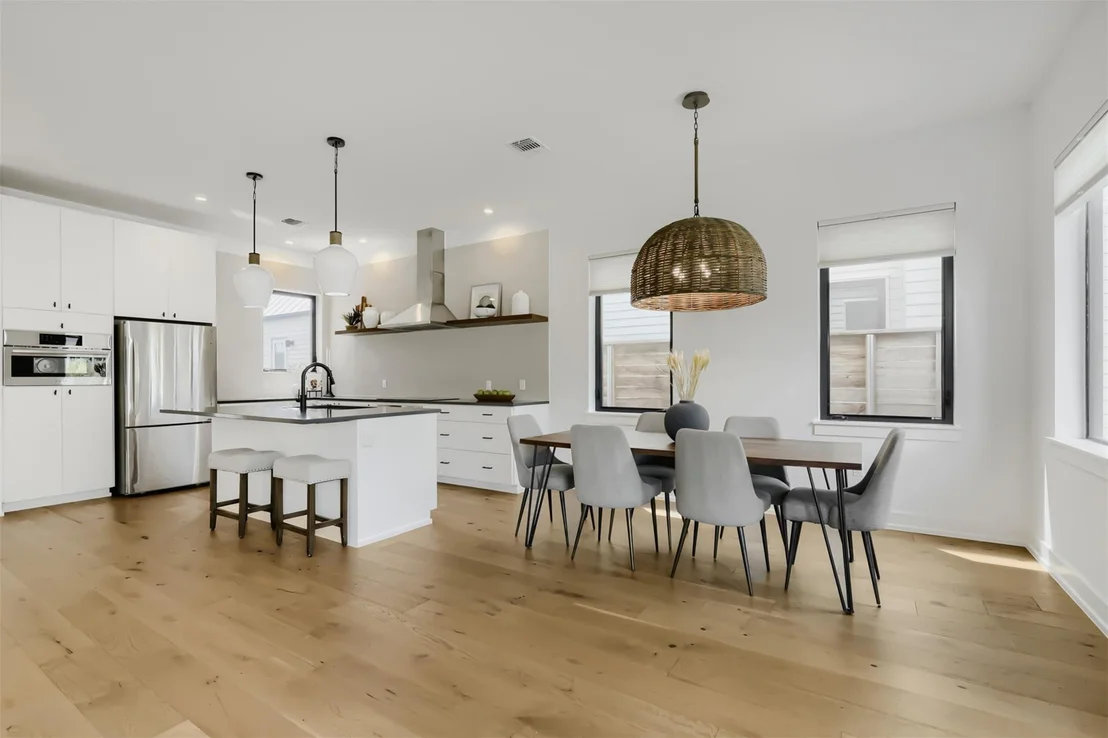 Photo of 3811 Taniguchi ST