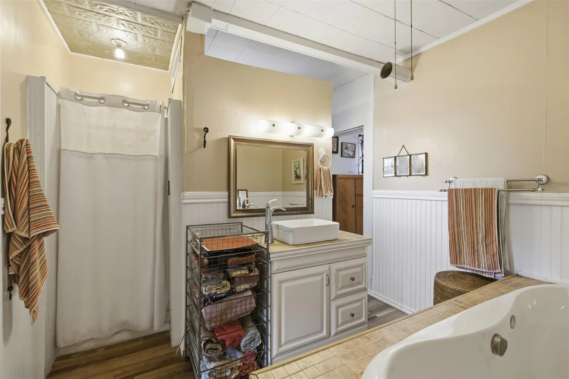 Photo of 400 S Willis ST