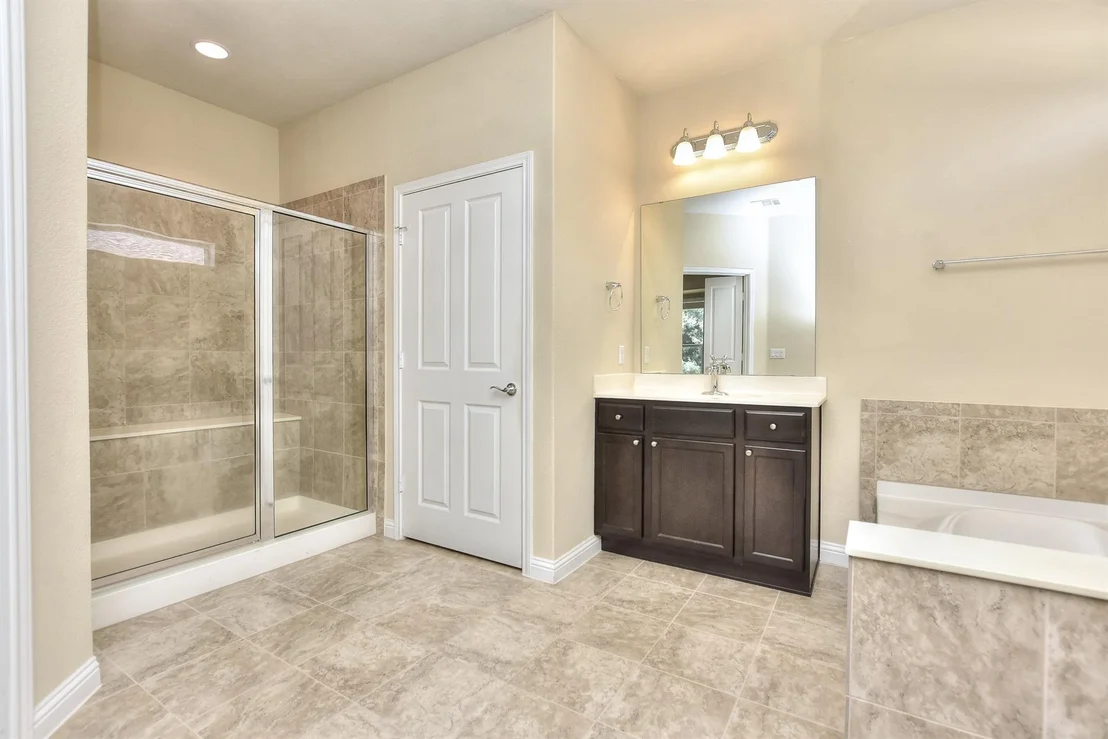 Photo of 107 Davis Mountain CIR