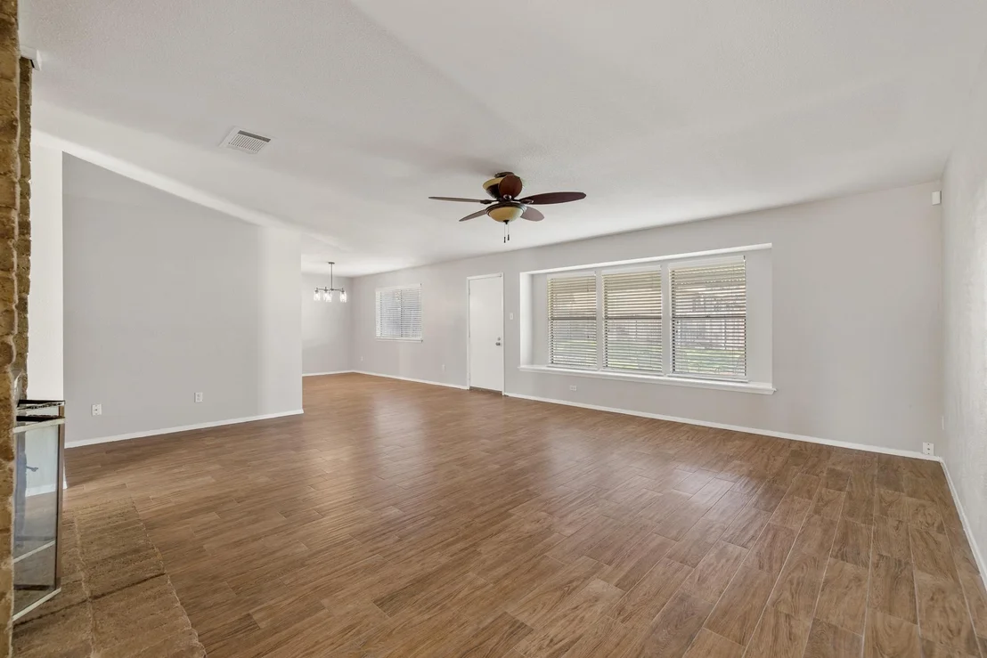 Photo of 1101 Huntridge DR