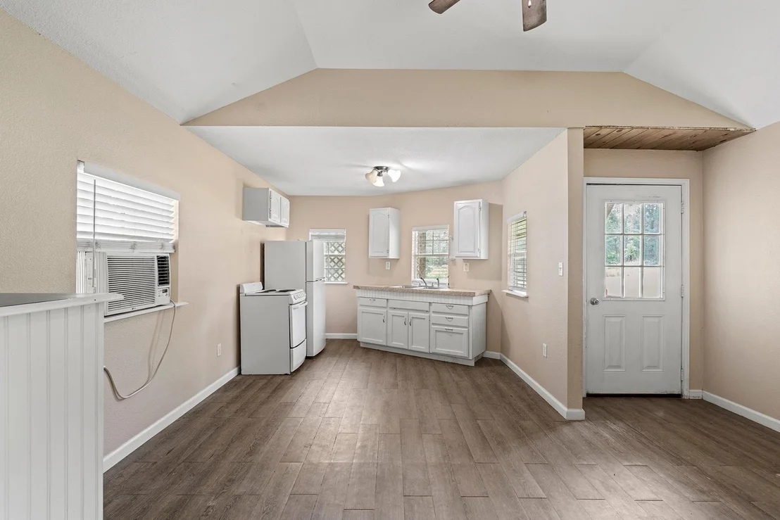 Photo of 4500 County Road 448