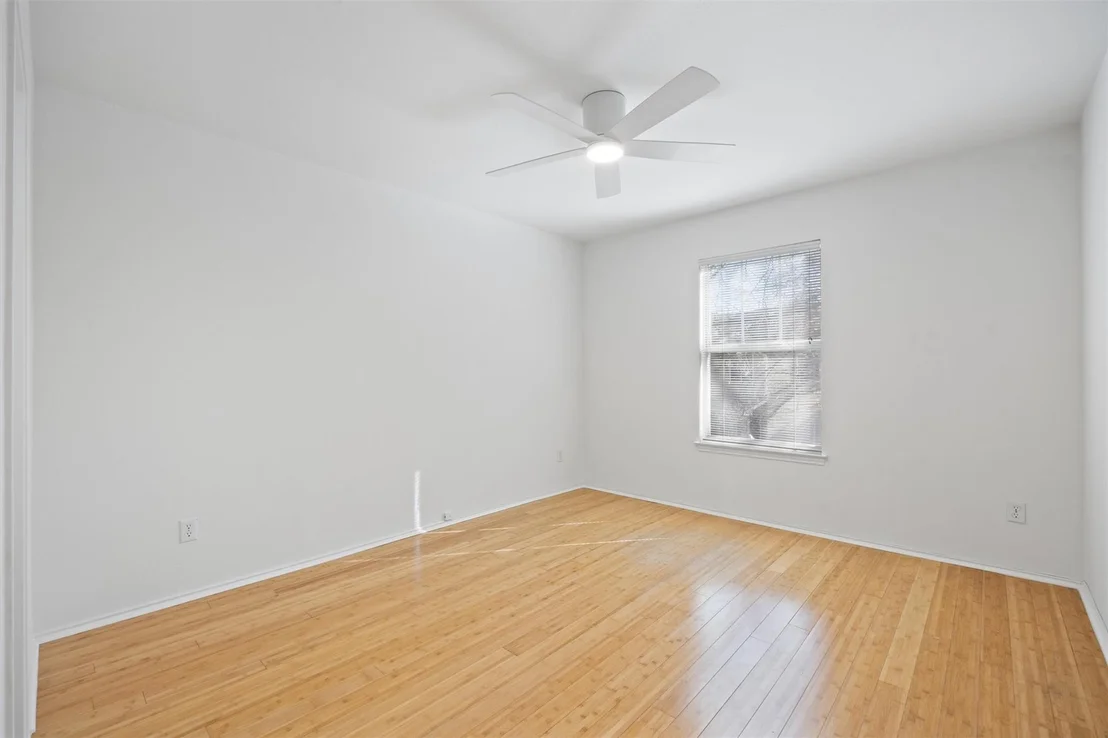 Photo of Unit 12 at 4400 Switch Willo