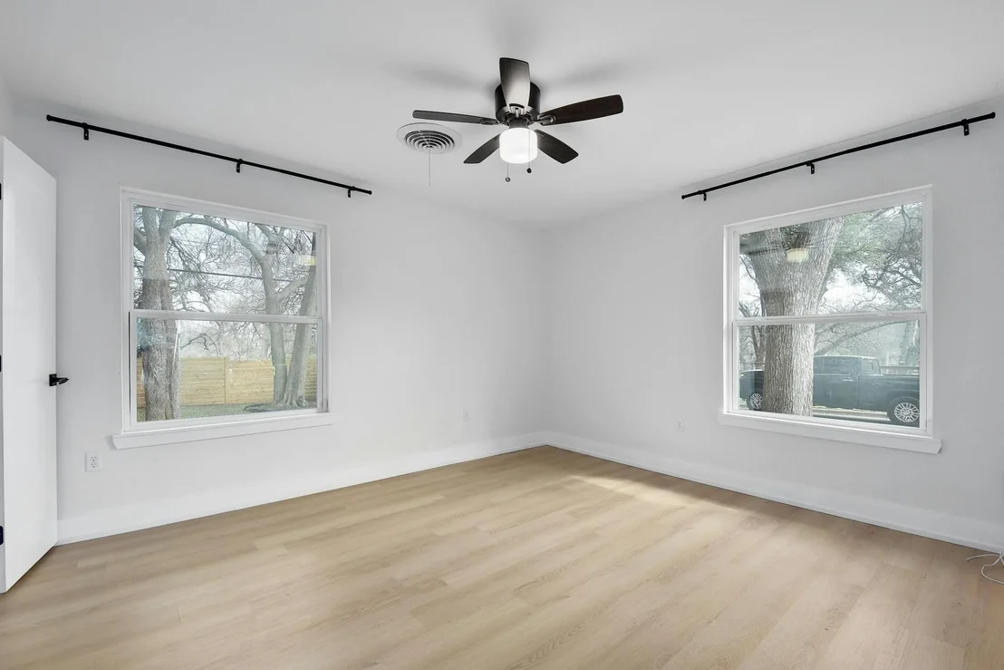 Photo of 2300 Fair Oaks DR