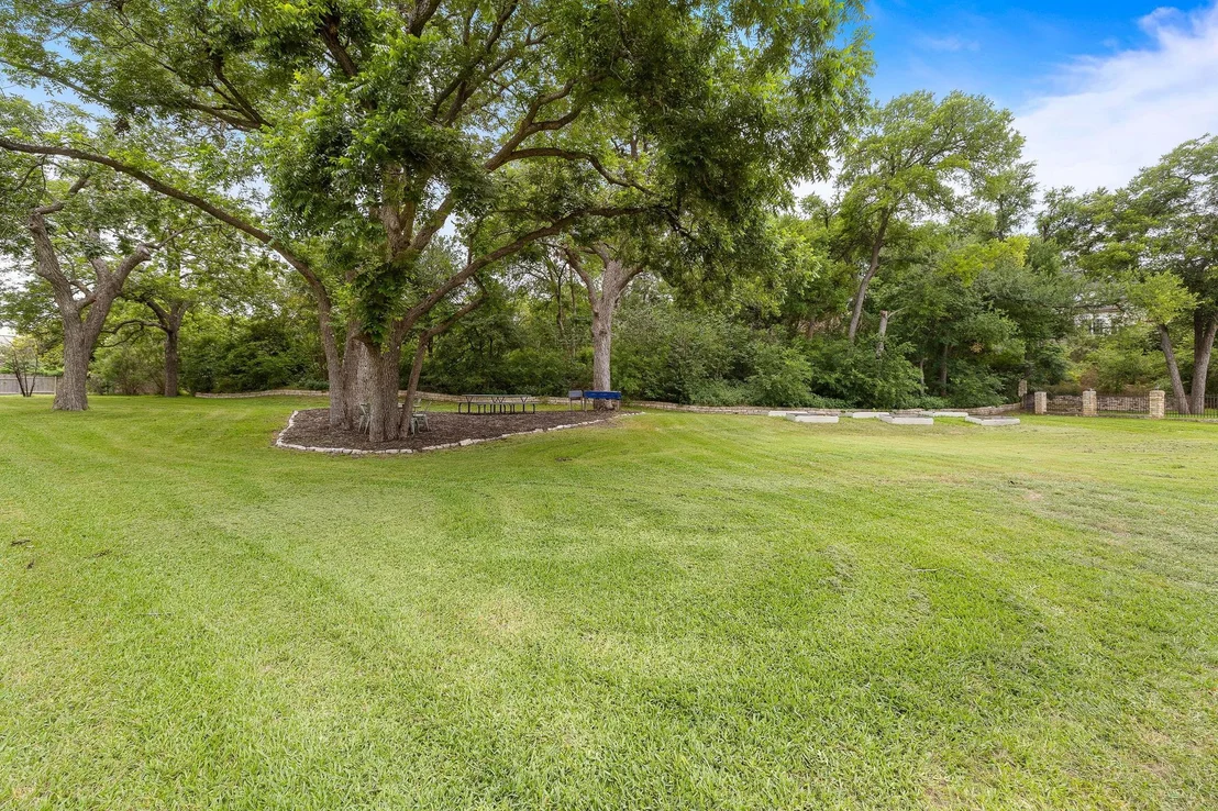 Photo of 3 Hillview DR