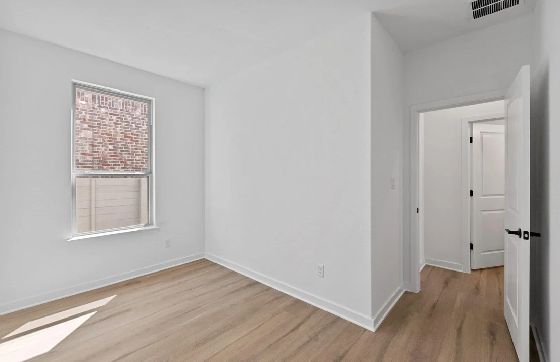 Photo of 1820 Spring Mountain CV