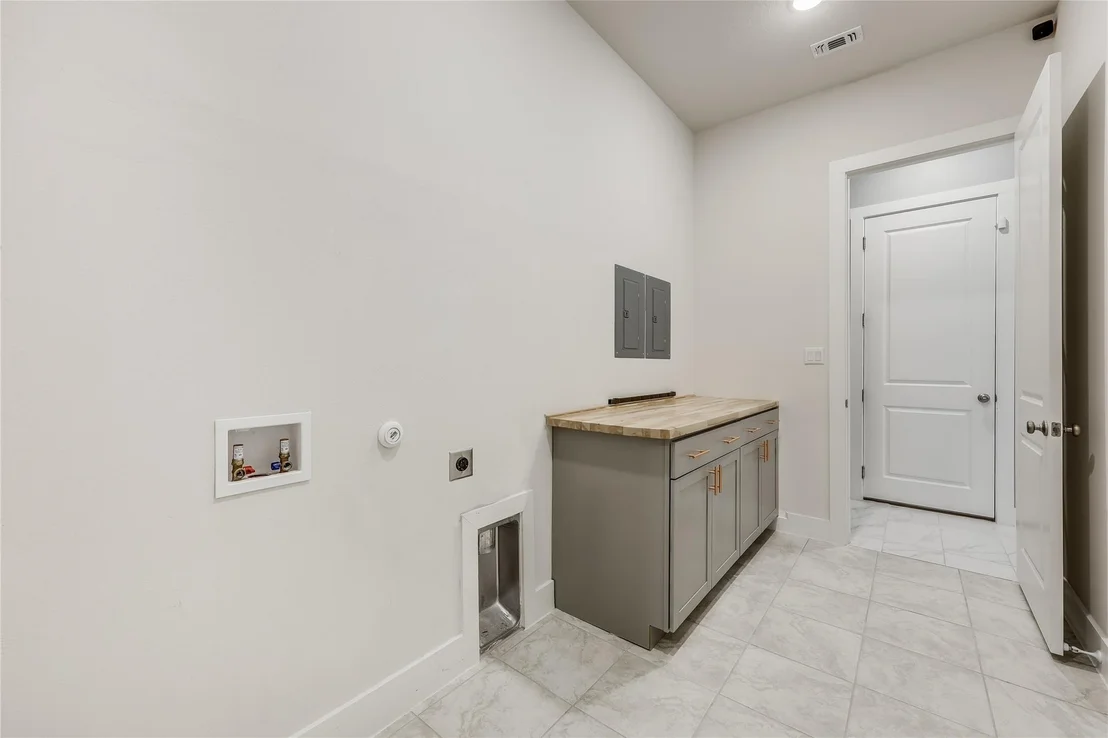 Photo of 412 Texon DR