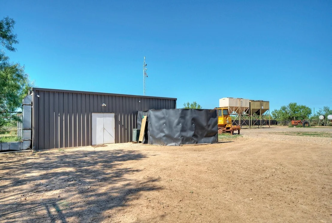 Photo of 1372 Lyles Ranch RD
