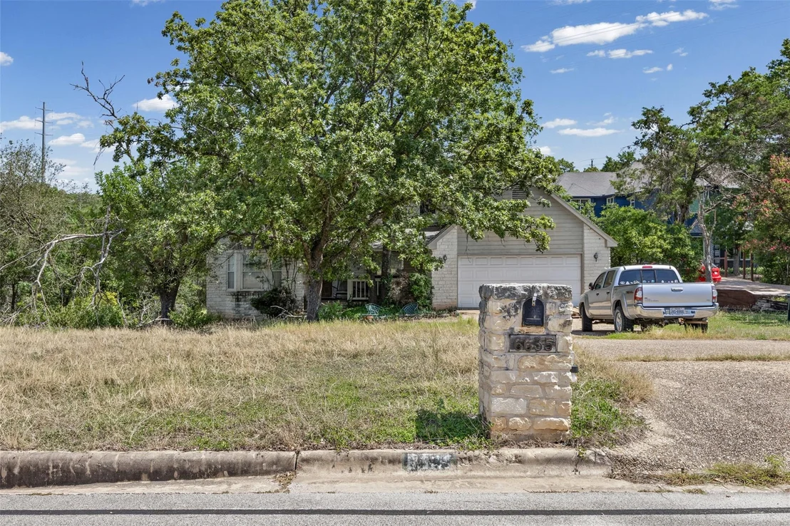 Photo of 6635 Whitemarsh Valley WALK