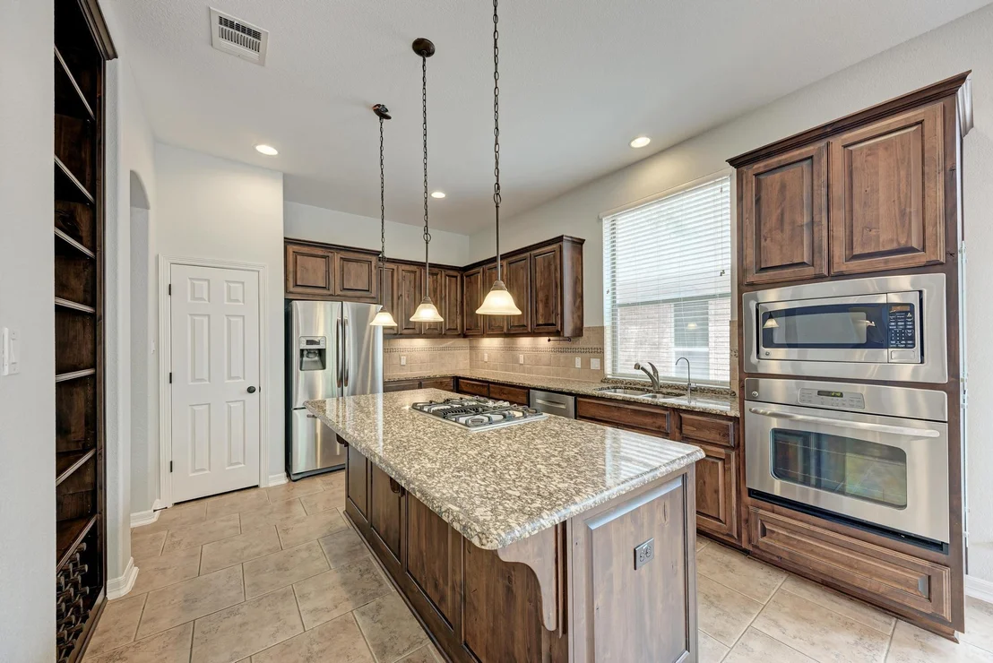 Photo of 3527 Alexandrite WAY