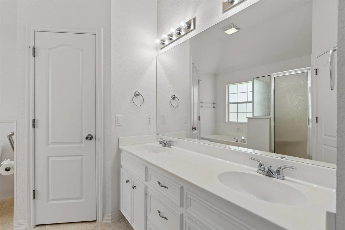 Photo of 106 Stacey LN