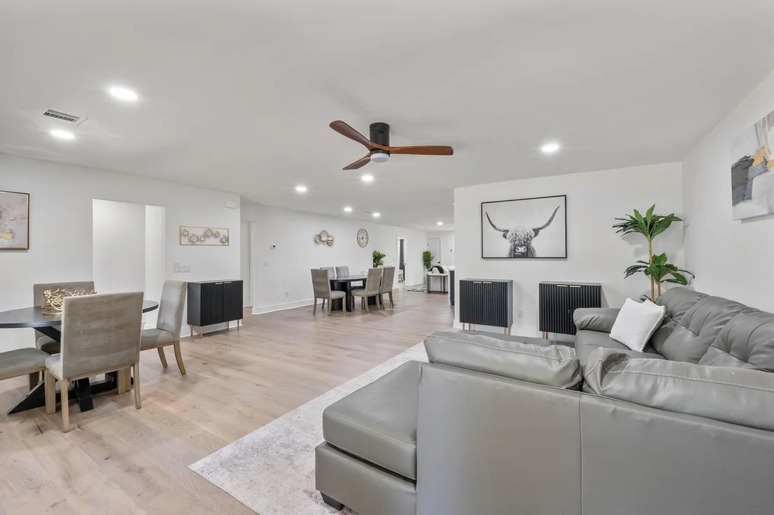 Photo of 5800 Marilyn DR