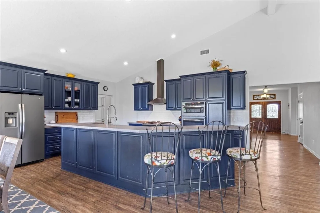 Photo of 1883 Watterson RD