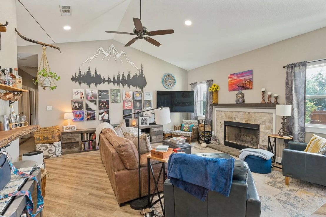 Photo of 1052 Meandering WAY