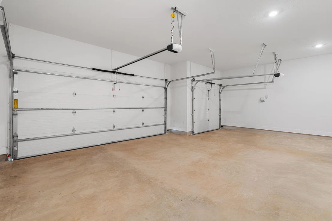 Photo of 2212 Tobiano TRCE