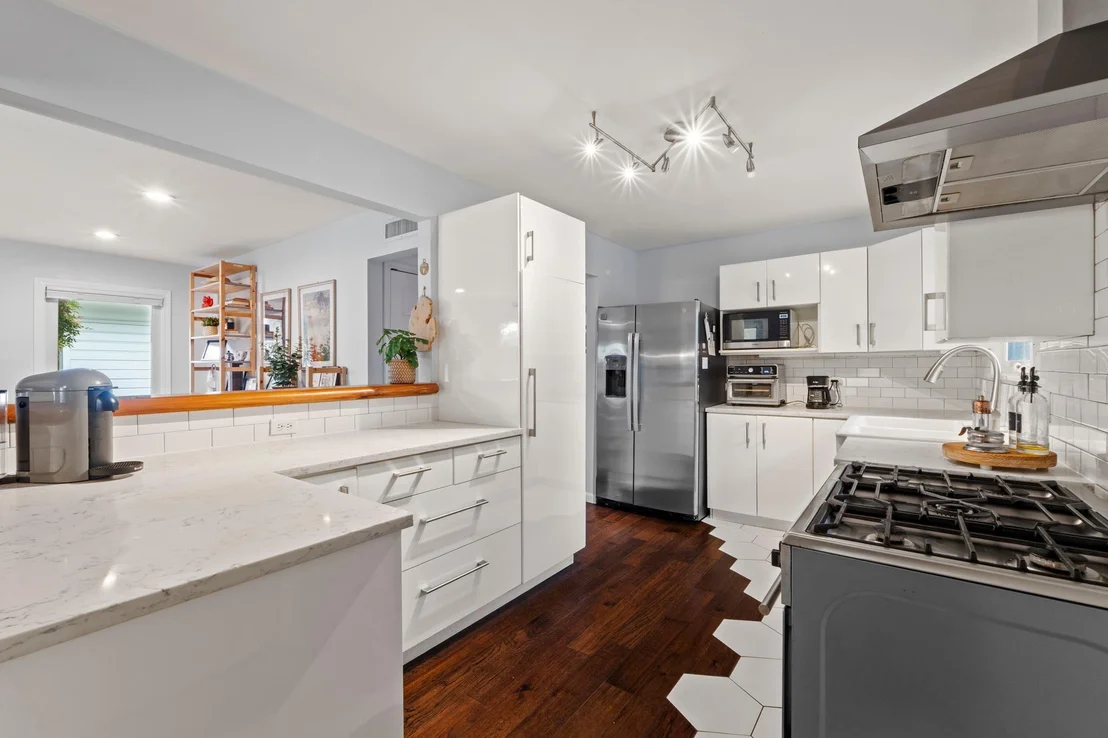 Photo of 1301 Ridgemont DR