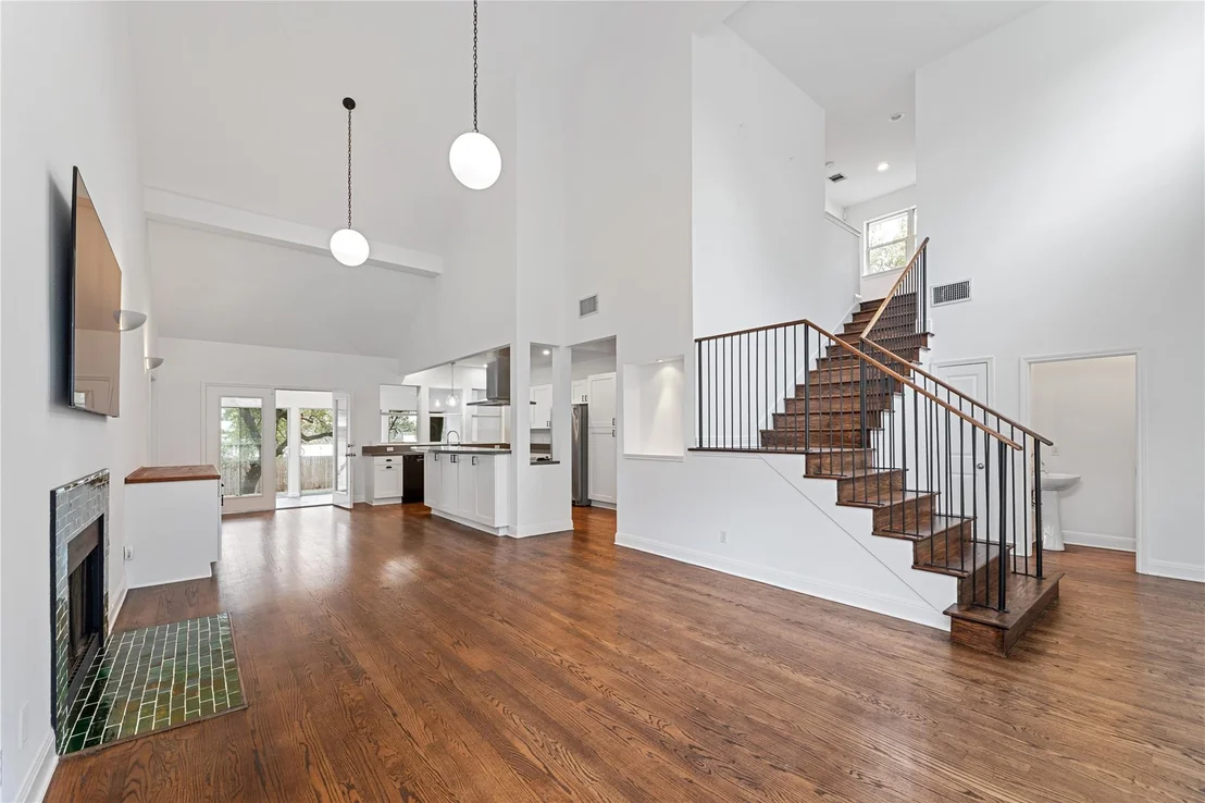 Photo of 2004 Wilson ST