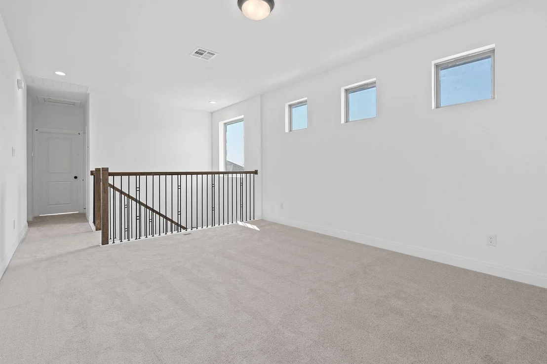 Photo of 321 Orleanian DR