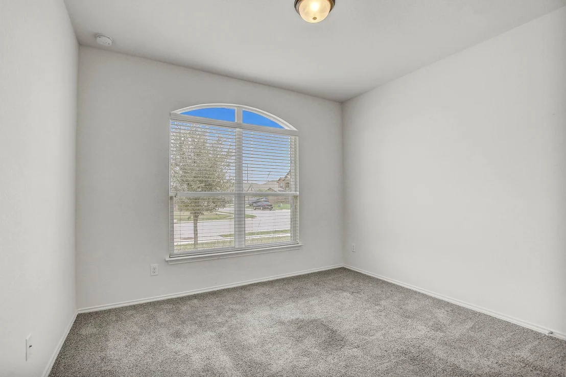 Photo of 8092 Gato LN