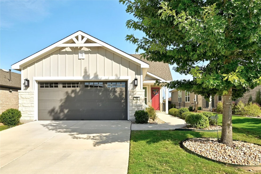 Photo of 702 Kitty Hawk RD