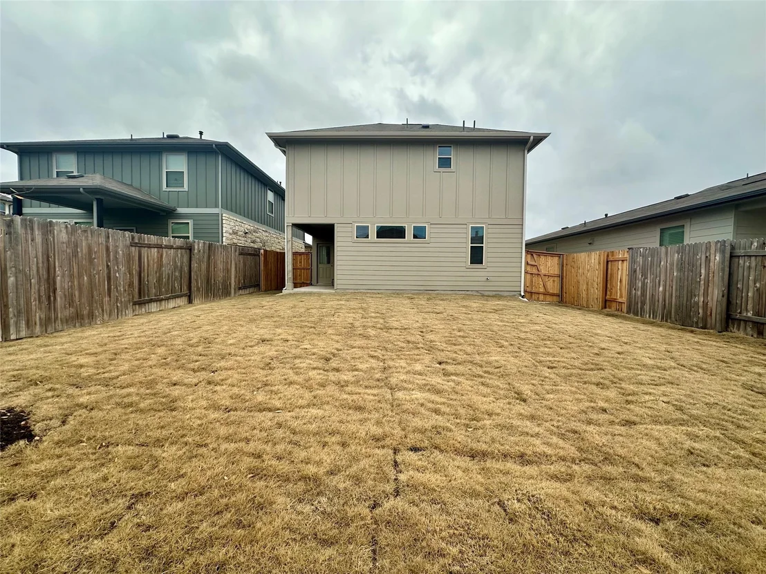 Photo of 172 White Horses DR