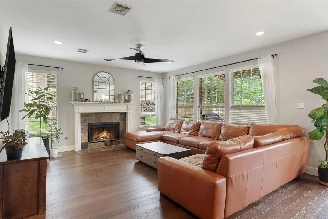 Photo of 3814 Forest Creek DR