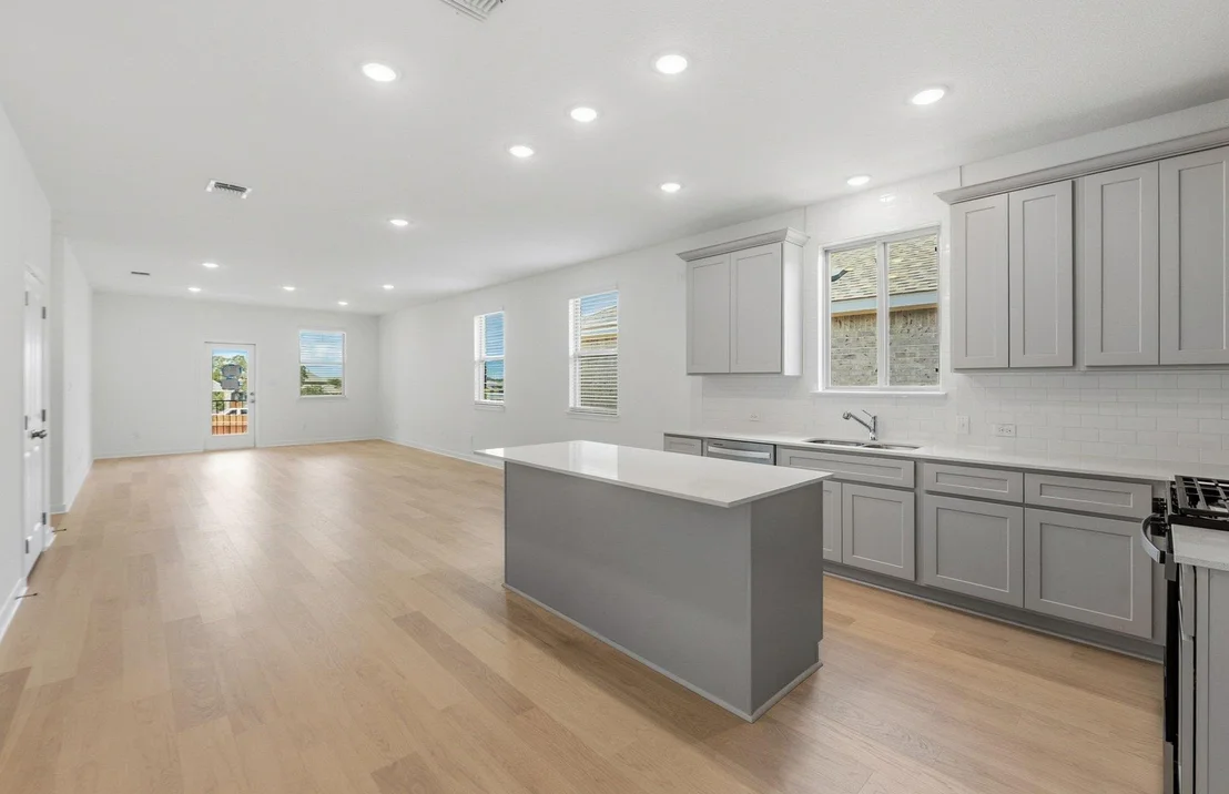 Photo of 112 Blackfoot Daisy PATH