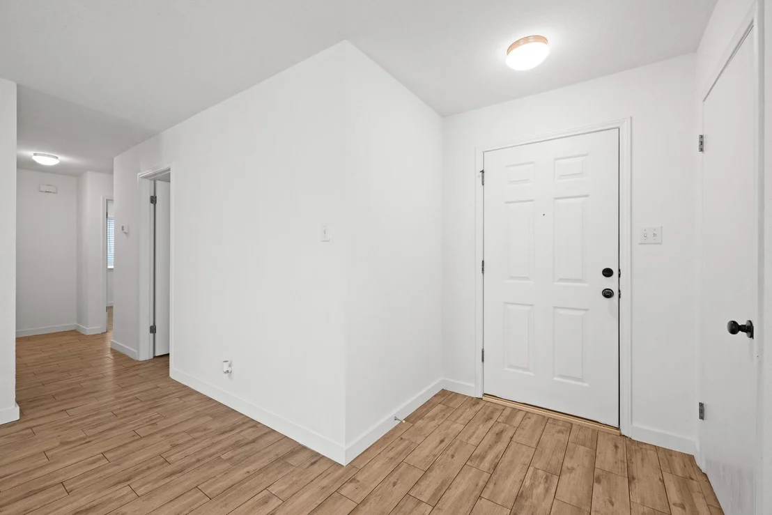 Photo of 105 Stanford DR