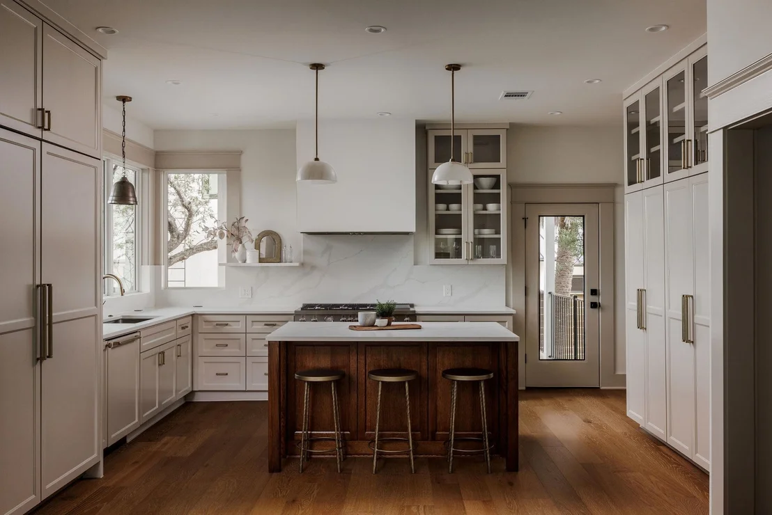 Photo of 1110 Travis Heights BLVD