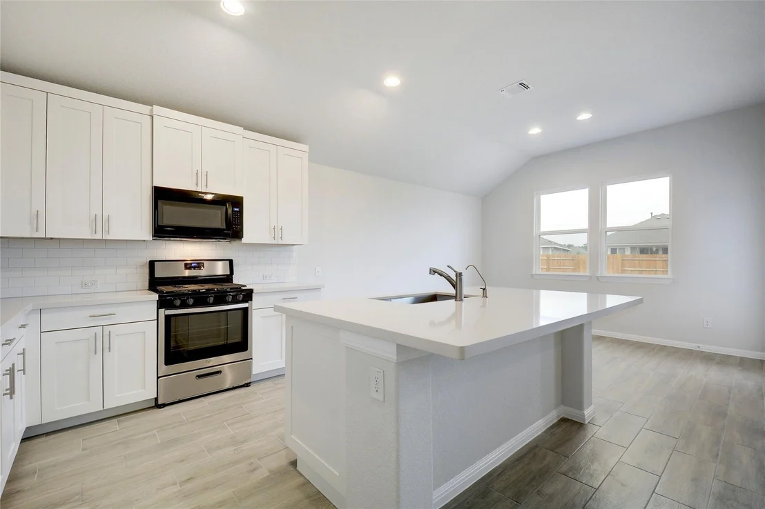 Photo of 134 Edgewater TRL
