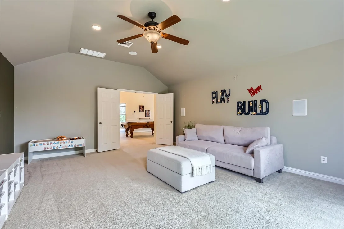 Photo of 2835 Checker DR