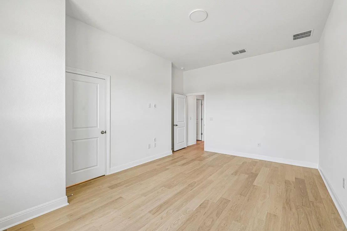 Photo of 232 Tenny LN