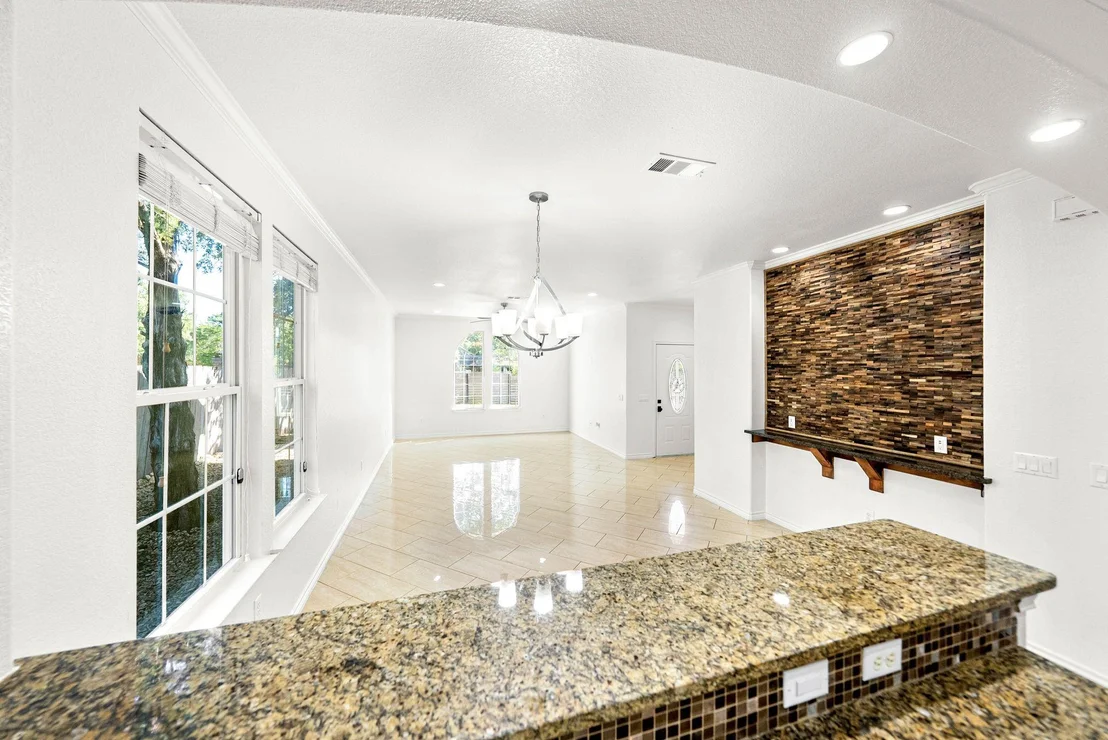 Photo of 263 Indian Oak DR