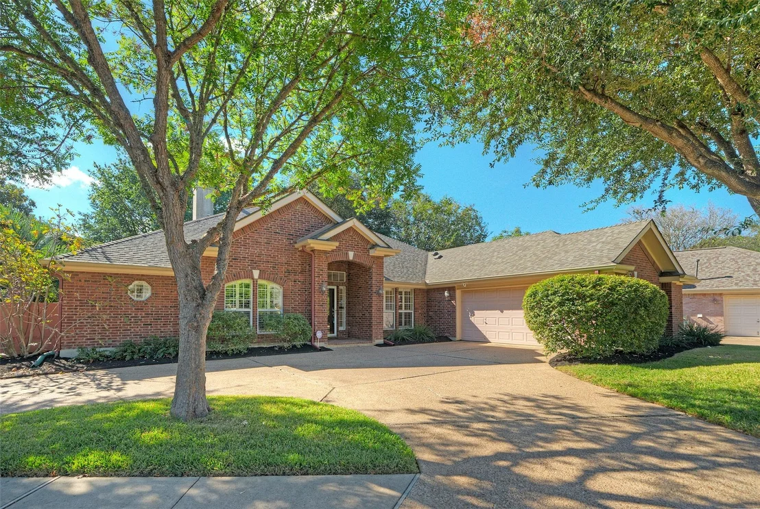 Photo of 10806 Olympia Fields LOOP
