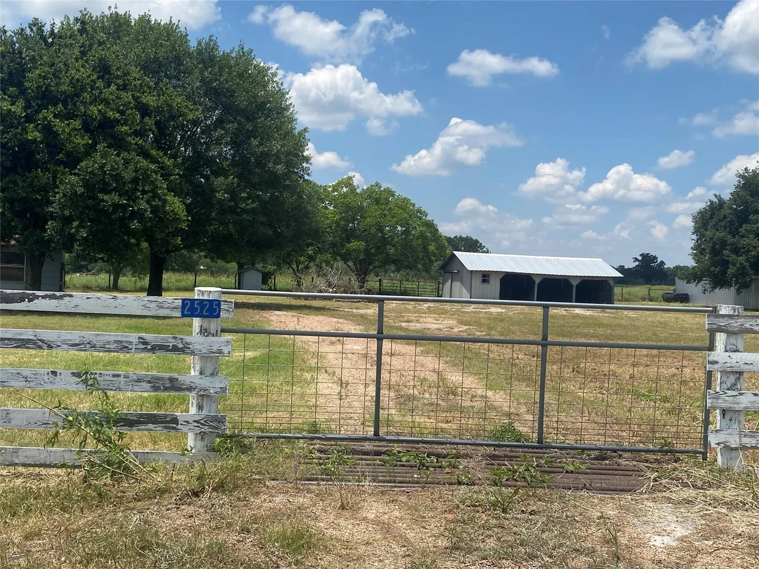 Photo of 2477 & 2525 State Highway 159