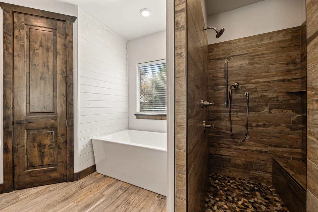 Photo of 303 Emerald WAY